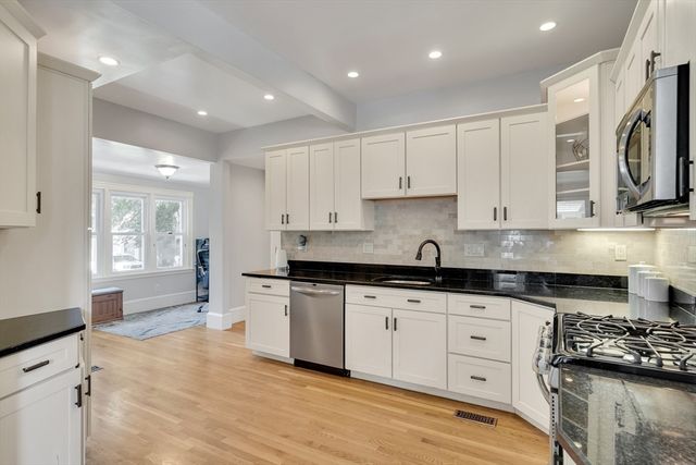 67 Cohasset St 1, Boston, MA 02131