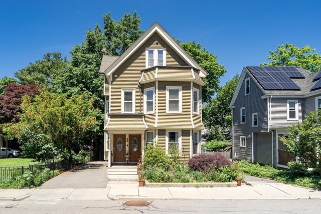 67 Cohasset St 1, Boston, MA 02131
