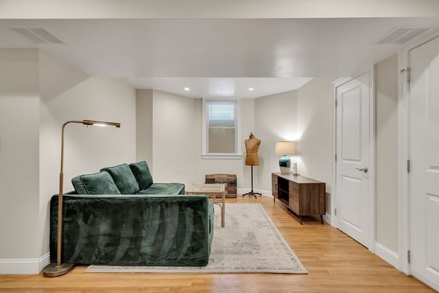 67 Cohasset St 1, Boston, MA 02131