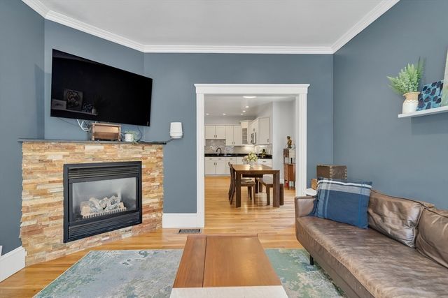 67 Cohasset St 1, Boston, MA 02131