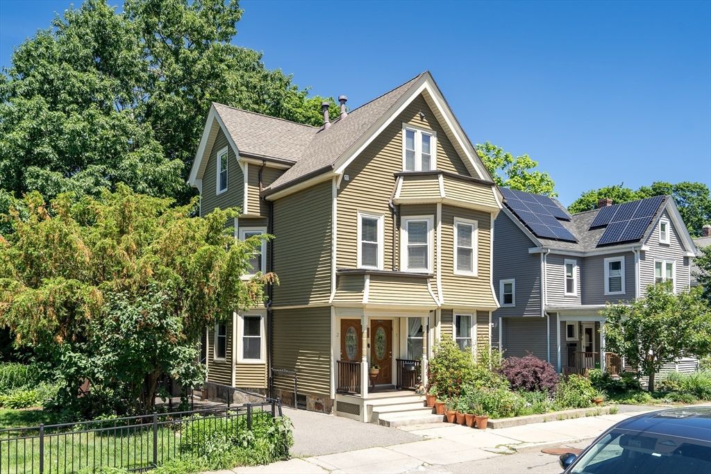 67 Cohasset St 1, Boston, MA 02131