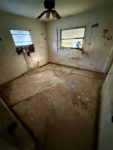 8537 74TH AVENUE N, Seminole, FL 33777