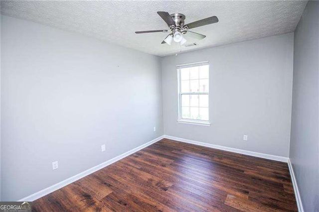 6476 Portside Way, Flowery Branch, GA 30542