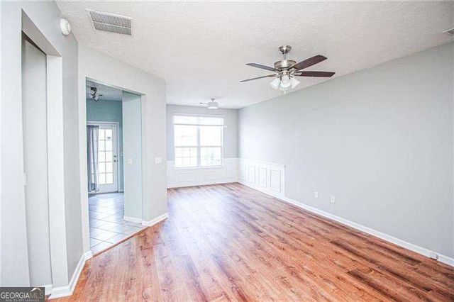 6476 Portside Way, Flowery Branch, GA 30542