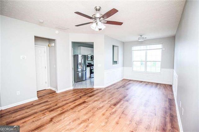 6476 Portside Way, Flowery Branch, GA 30542