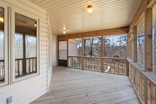 11639 Oak Hills Drive, Bentonville, AR 72712