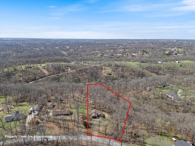 11639 Oak Hills Drive, Bentonville, AR 72712