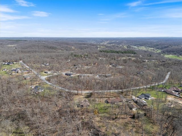 11639 Oak Hills Drive, Bentonville, AR 72712
