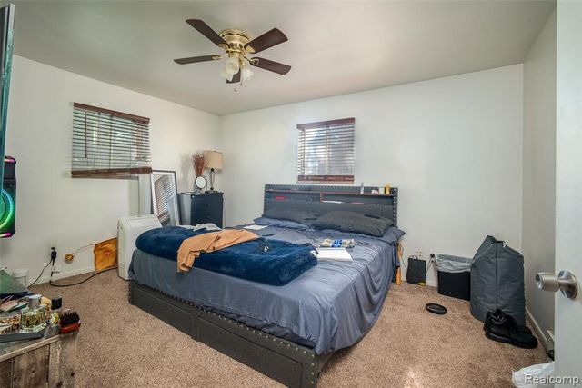 21328 Sloan Drive, Harper Woods, MI 48225