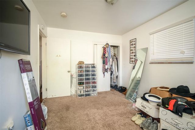 21328 Sloan Drive, Harper Woods, MI 48225