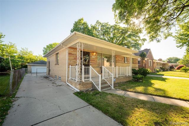 21328 Sloan Drive, Harper Woods, MI 48225