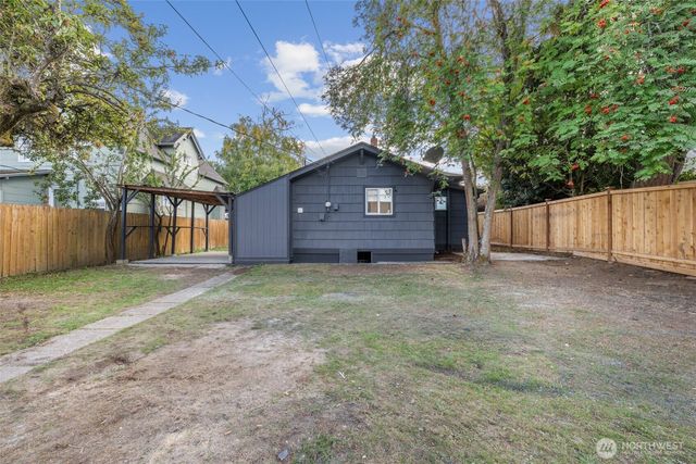 1109 S 61st Street, Tacoma, WA 98408