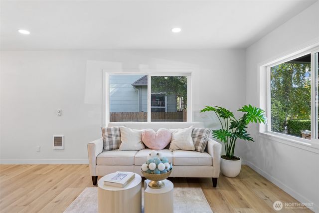 1109 S 61st Street, Tacoma, WA 98408