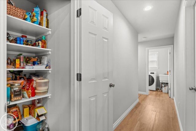 1827 Riley Road, St Clair, MI 48079