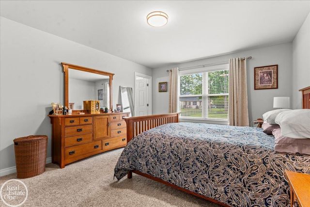 1827 Riley Road, St Clair, MI 48079