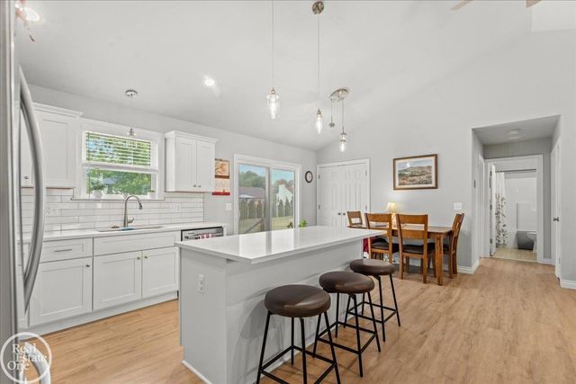 1827 Riley Road, St Clair, MI 48079