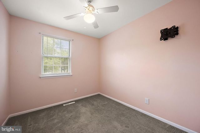 20 SUE LN, Newark, DE 19711