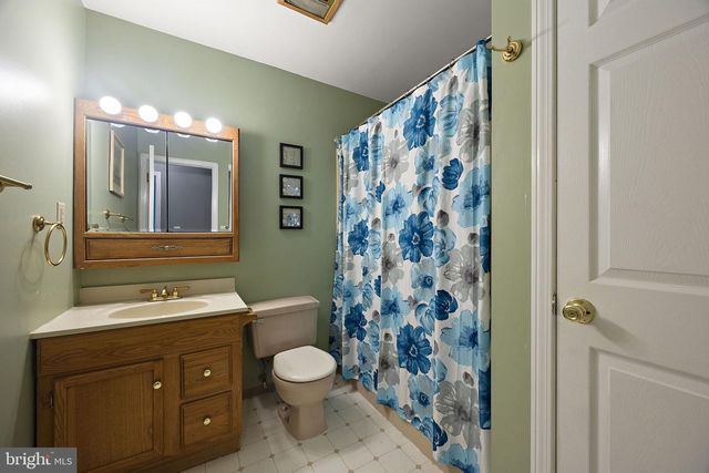 20 SUE LN, Newark, DE 19711