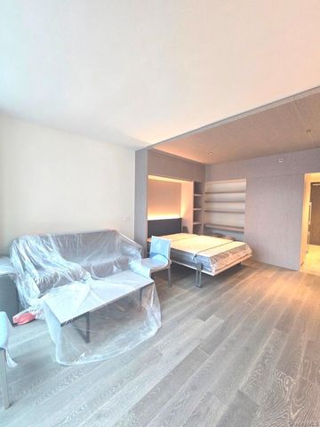 13336 37th Avenue 5N, Flushing, NY 11354