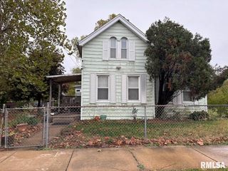 1214 W BUTLER Street, Peoria, IL 61605