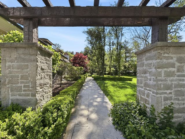 440 Sterling Road, Harrison, NY 10528