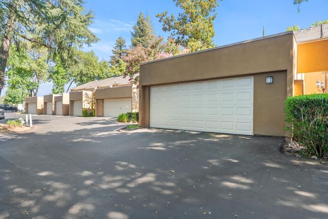 7427 Sunrise Blvd, Citrus Heights, CA 95610