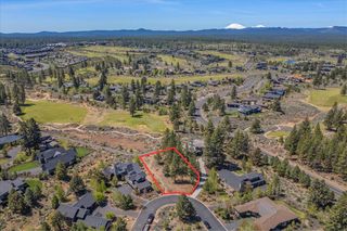 19461 Stafford Loop, Bend, OR 97702
