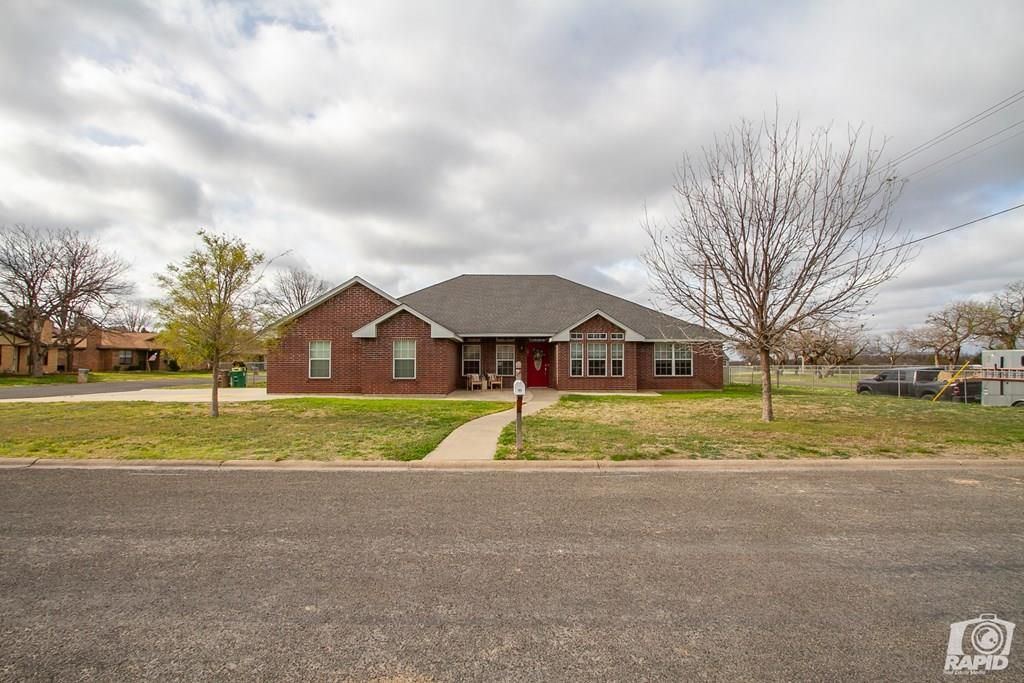 Image 1 of property listing at 101 Las Lomas Dr, San Angelo, TX 76904