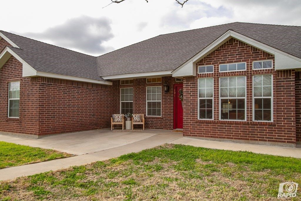 Image 2 of property listing at 101 Las Lomas Dr, San Angelo, TX 76904