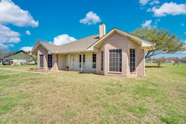 205 Alesha Road, Red Oak, TX 75154