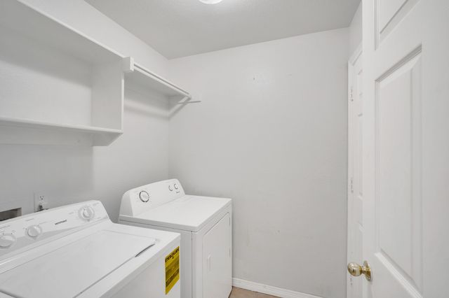 205 Alesha Road, Red Oak, TX 75154