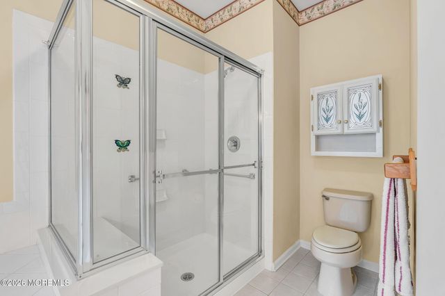 6 Avalon Court, Manchester, NJ 08759