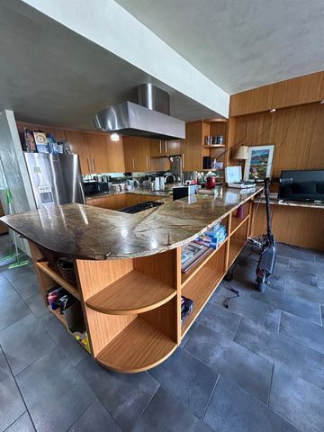 1800 Lavaca Street A208, Austin, TX 78701