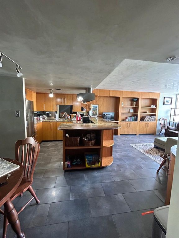 1800 Lavaca Street A208, Austin, TX 78701