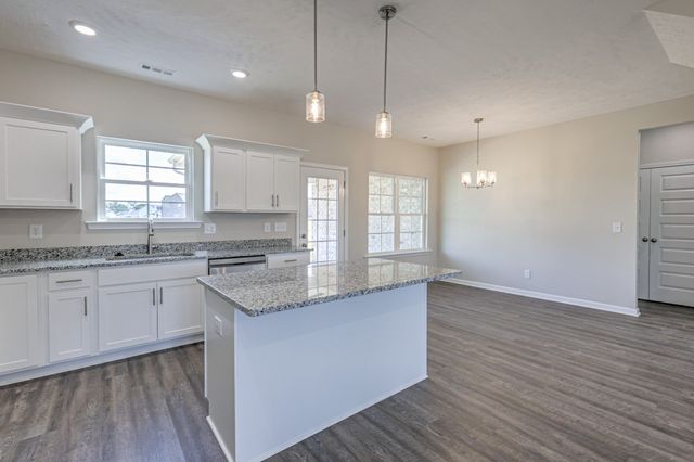 2864 Old Alto Hwy, Decherd, TN 37324