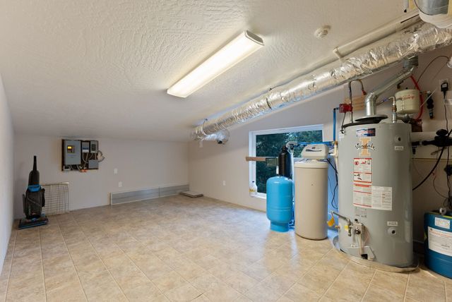 25204 N Lords Ln, Chattaroy, WA 99003