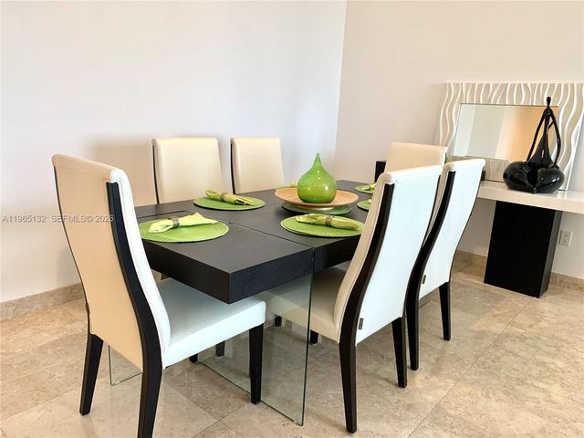 16001 COLLINS AV 3805, Sunny Isles Beach, FL 33160