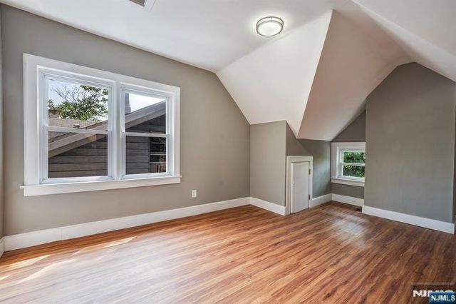 235 S 7th, Newark, NJ 07103