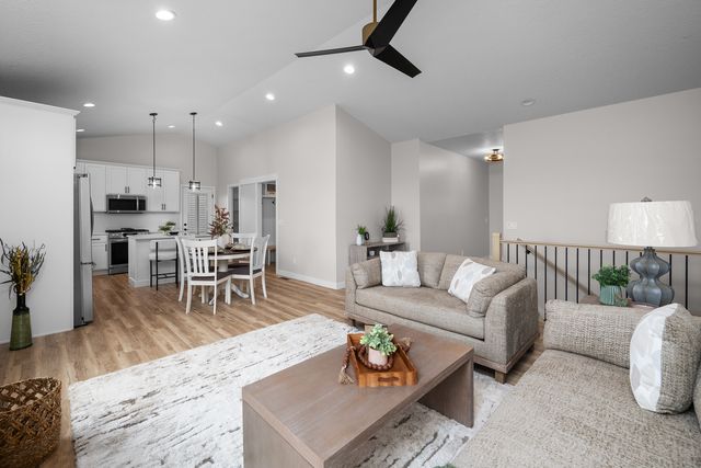 1832 Redbud Circle, Eldridge, IA 52748