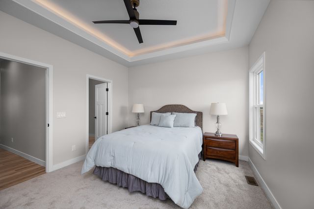 1832 Redbud Circle, Eldridge, IA 52748