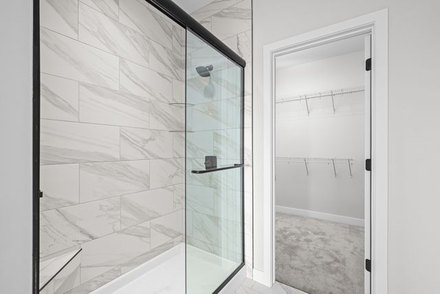 1832 Redbud Circle, Eldridge, IA 52748