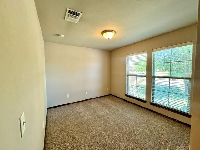 433 Argos Road, Yukon, OK 73099