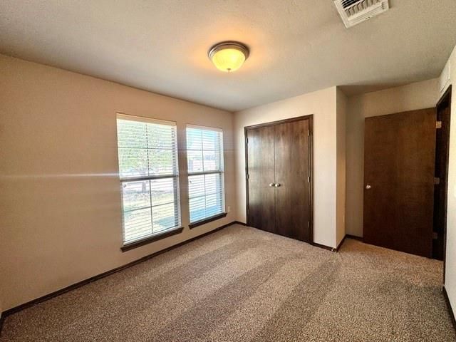 433 Argos Road, Yukon, OK 73099