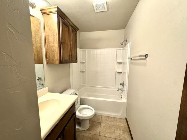 433 Argos Road, Yukon, OK 73099