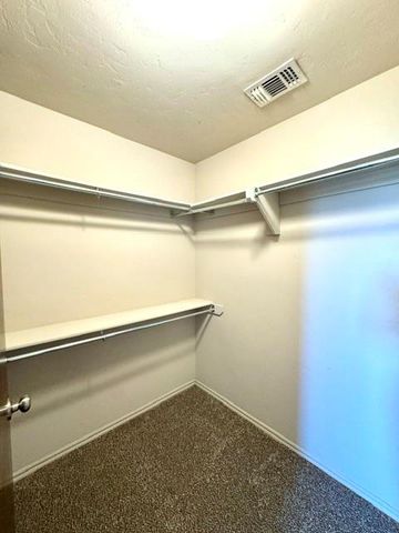433 Argos Road, Yukon, OK 73099