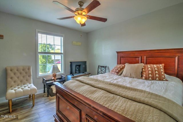 1156 Henderson Court, Jonesborough, TN 37659
