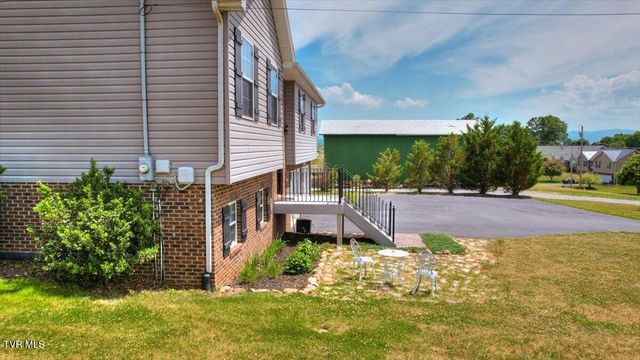 1156 Henderson Court, Jonesborough, TN 37659
