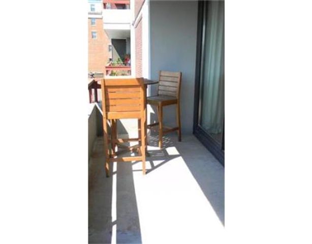 566 Commonwealth Av 804, Boston, MA 02215