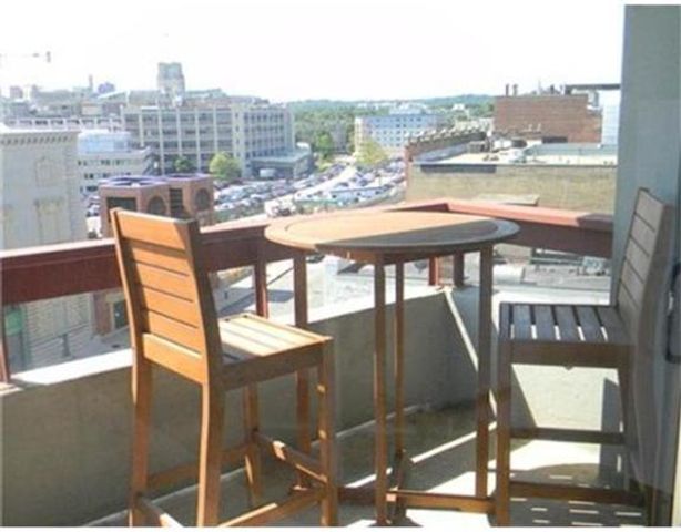 566 Commonwealth Av 804, Boston, MA 02215