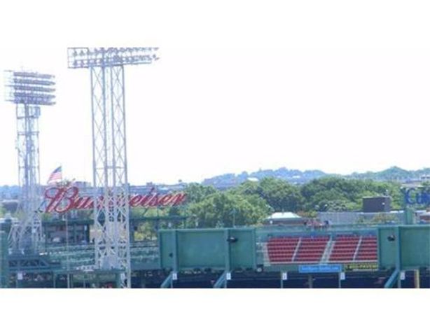 566 Commonwealth Av 804, Boston, MA 02215